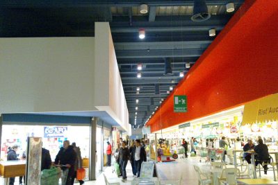 AUCHAN MALL 2005